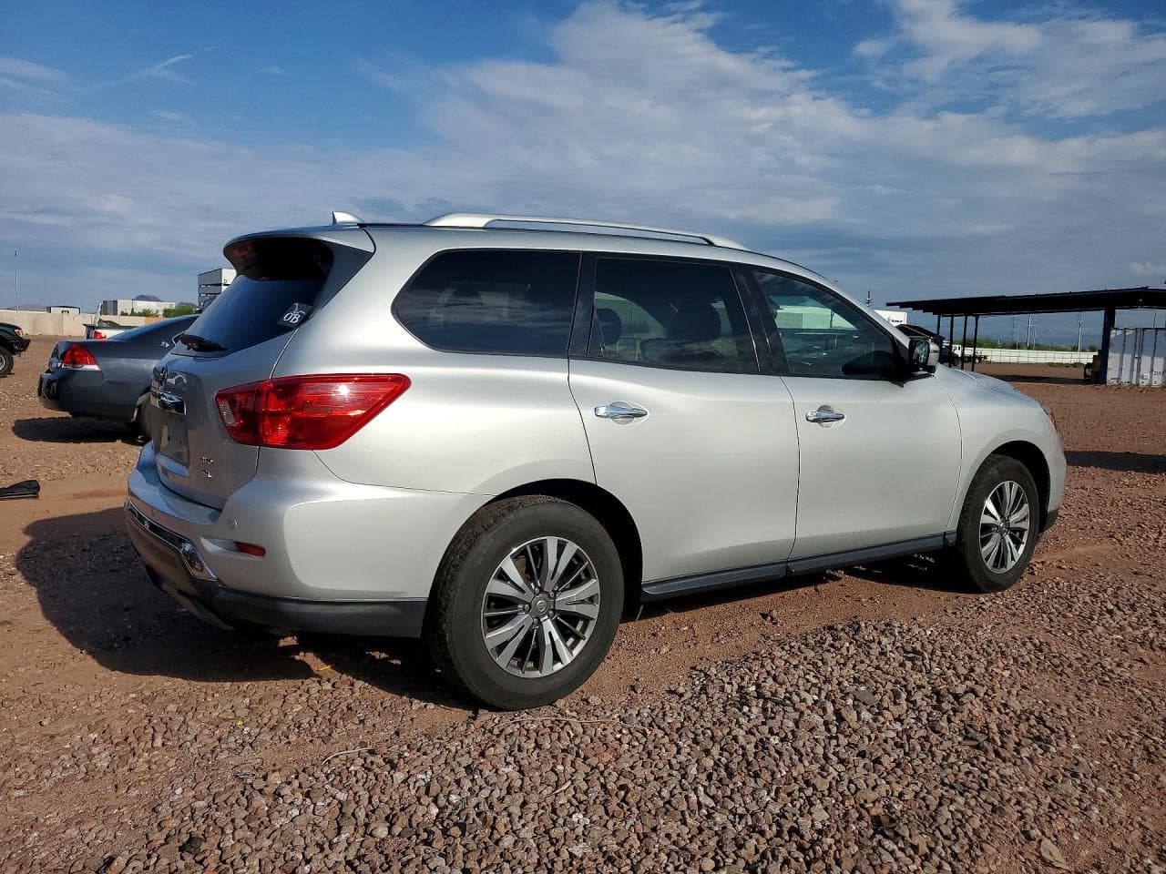 2020 Nissan Pathfinder Sl - foto 3