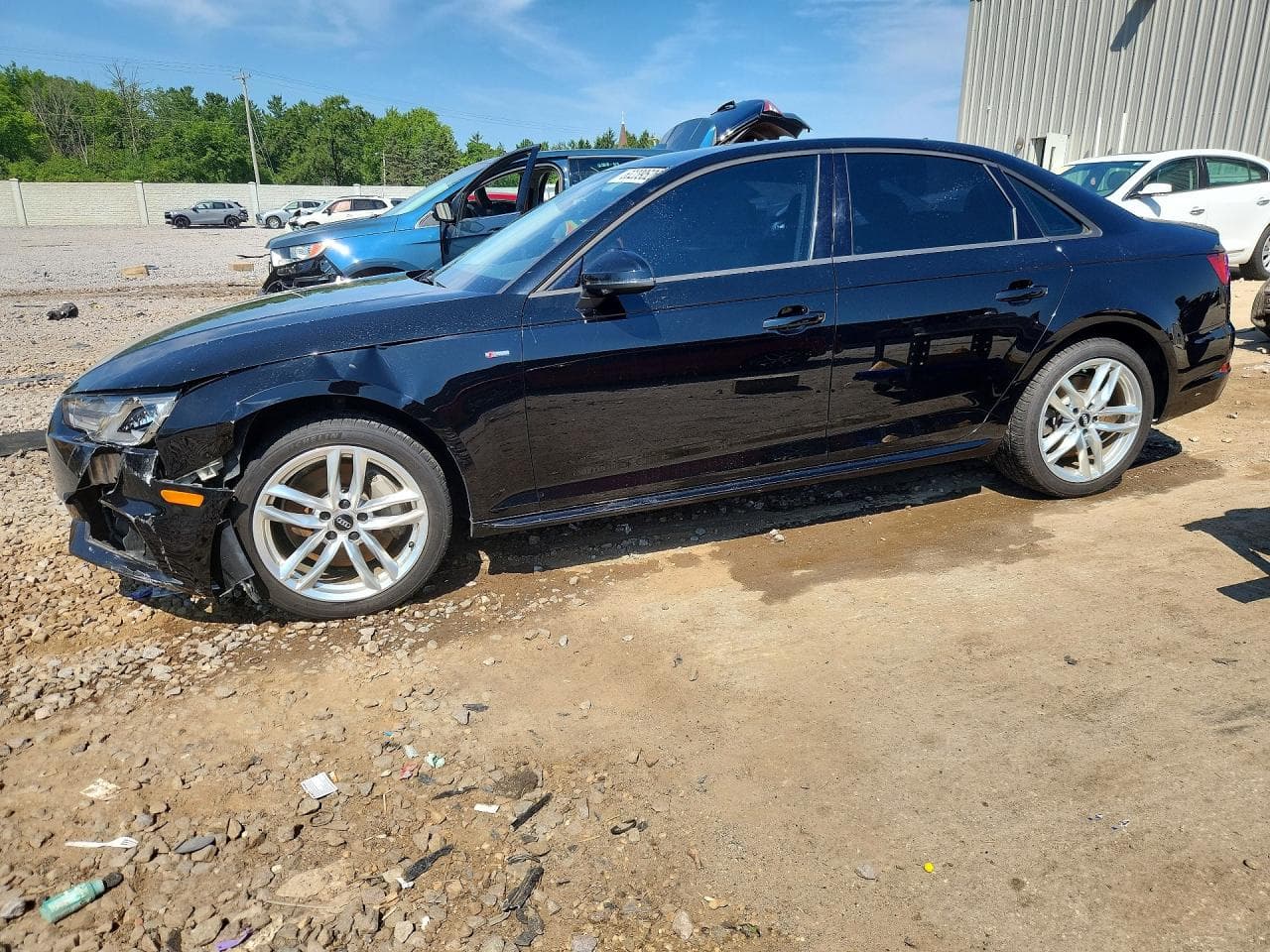 Audi A4 2017 z USA