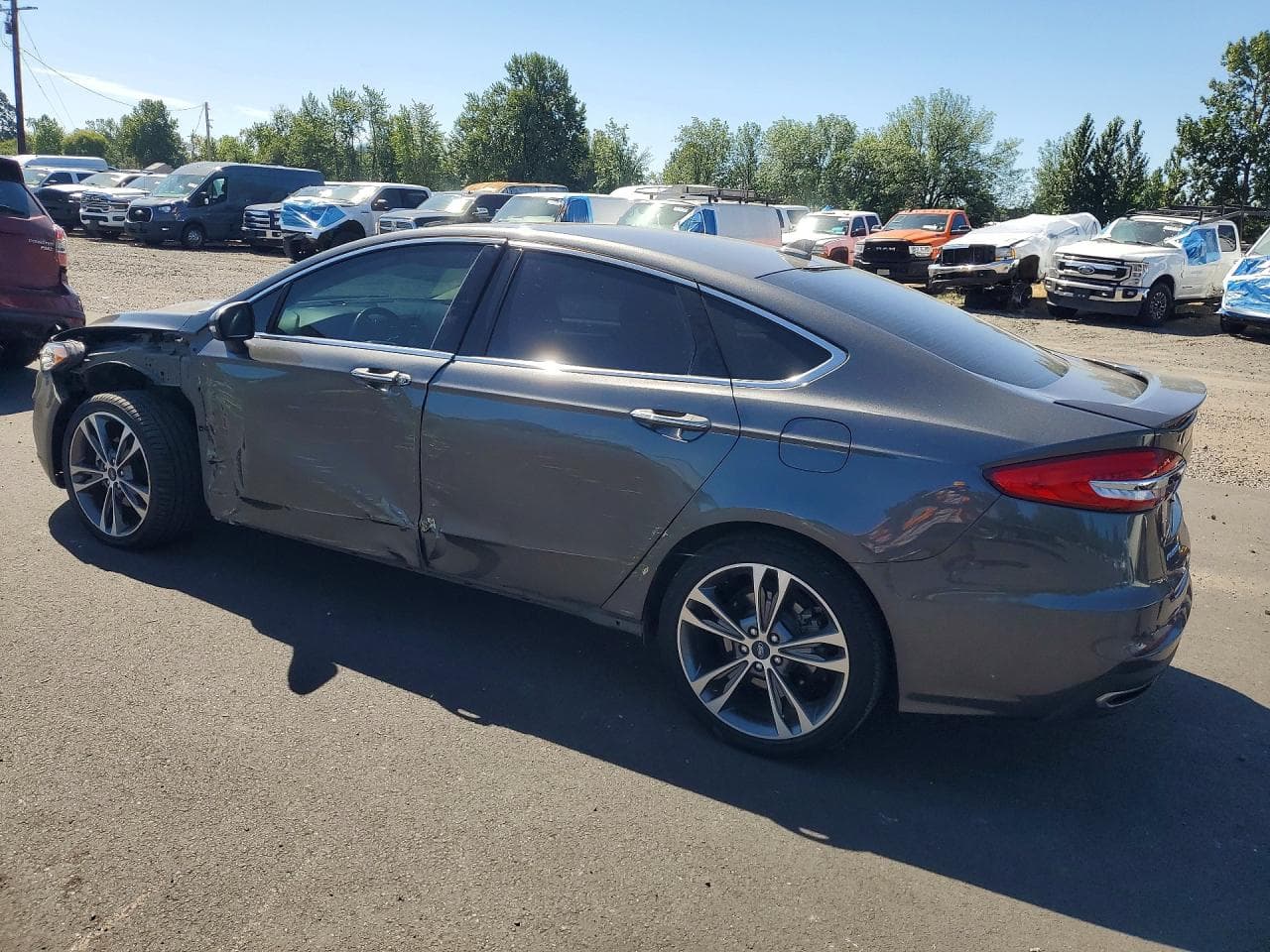 2020 Ford Fusion Titanium - foto 2
