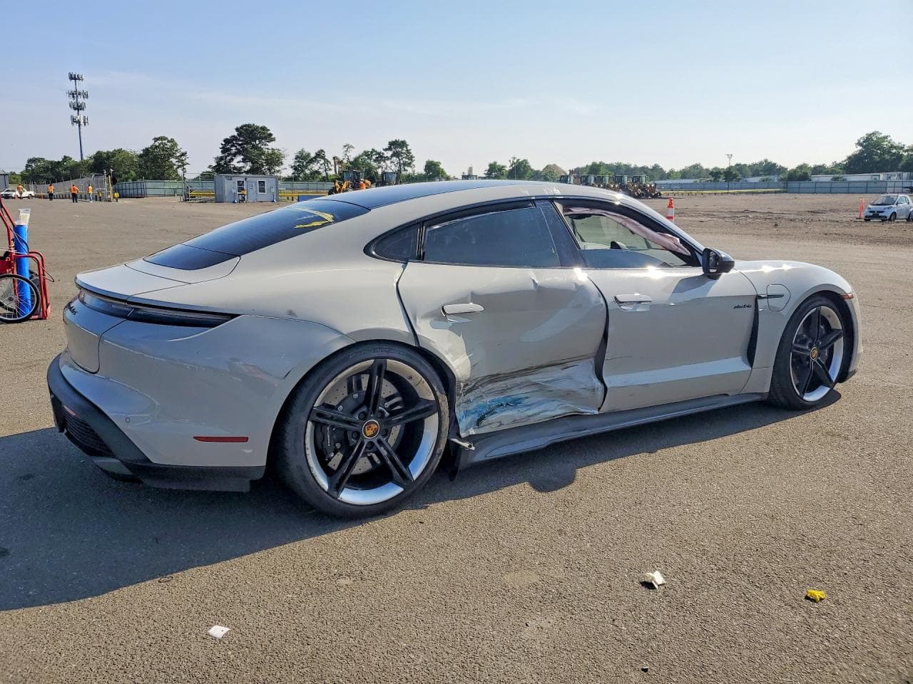 2021 Porsche Taycan Turbo - foto 3
