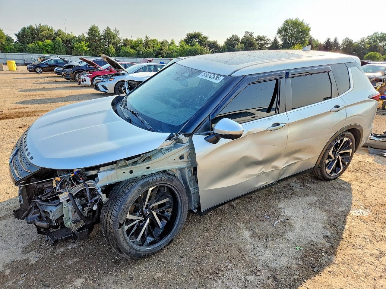 2023 Mitsubishi Outlander Se