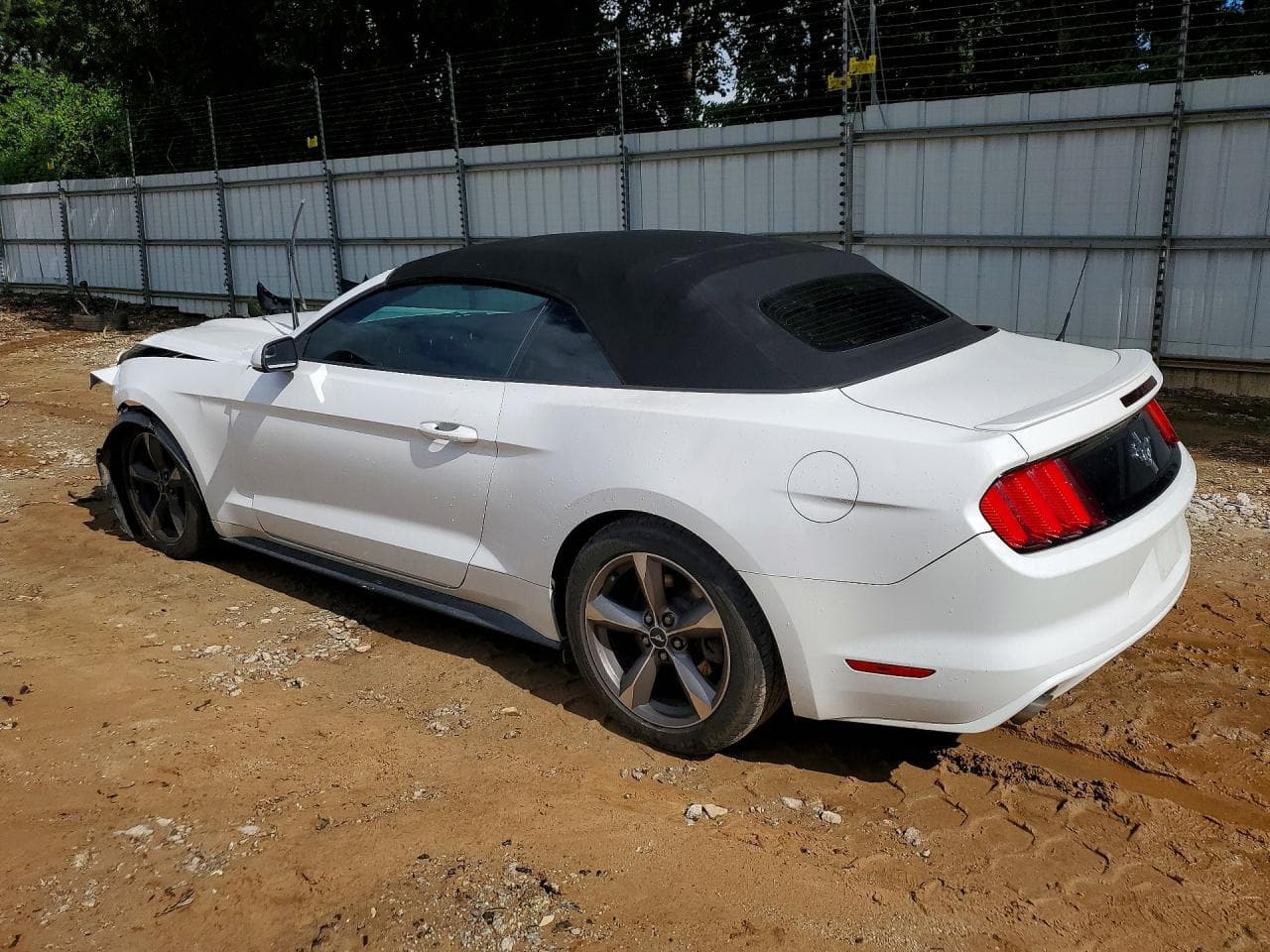2016 Ford Mustang - foto 2