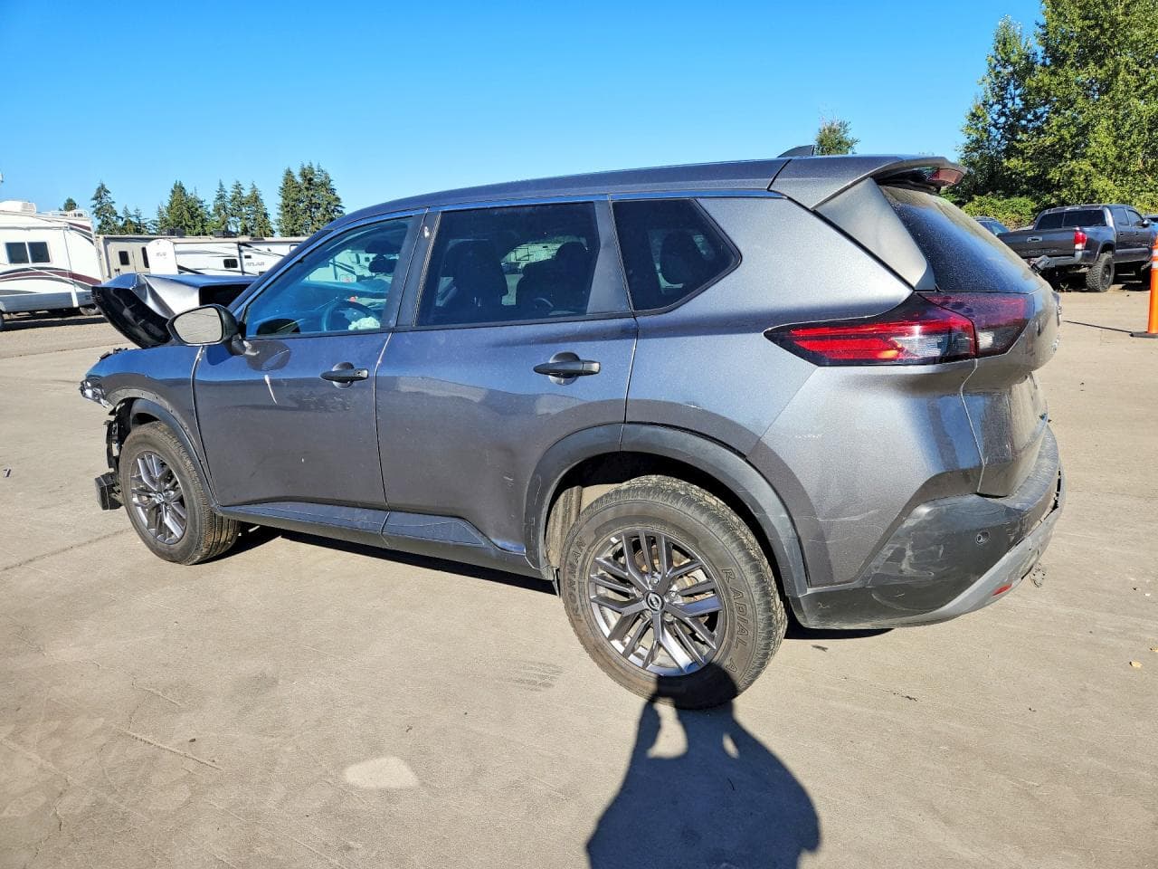 2023 Nissan Rogue S - foto 2