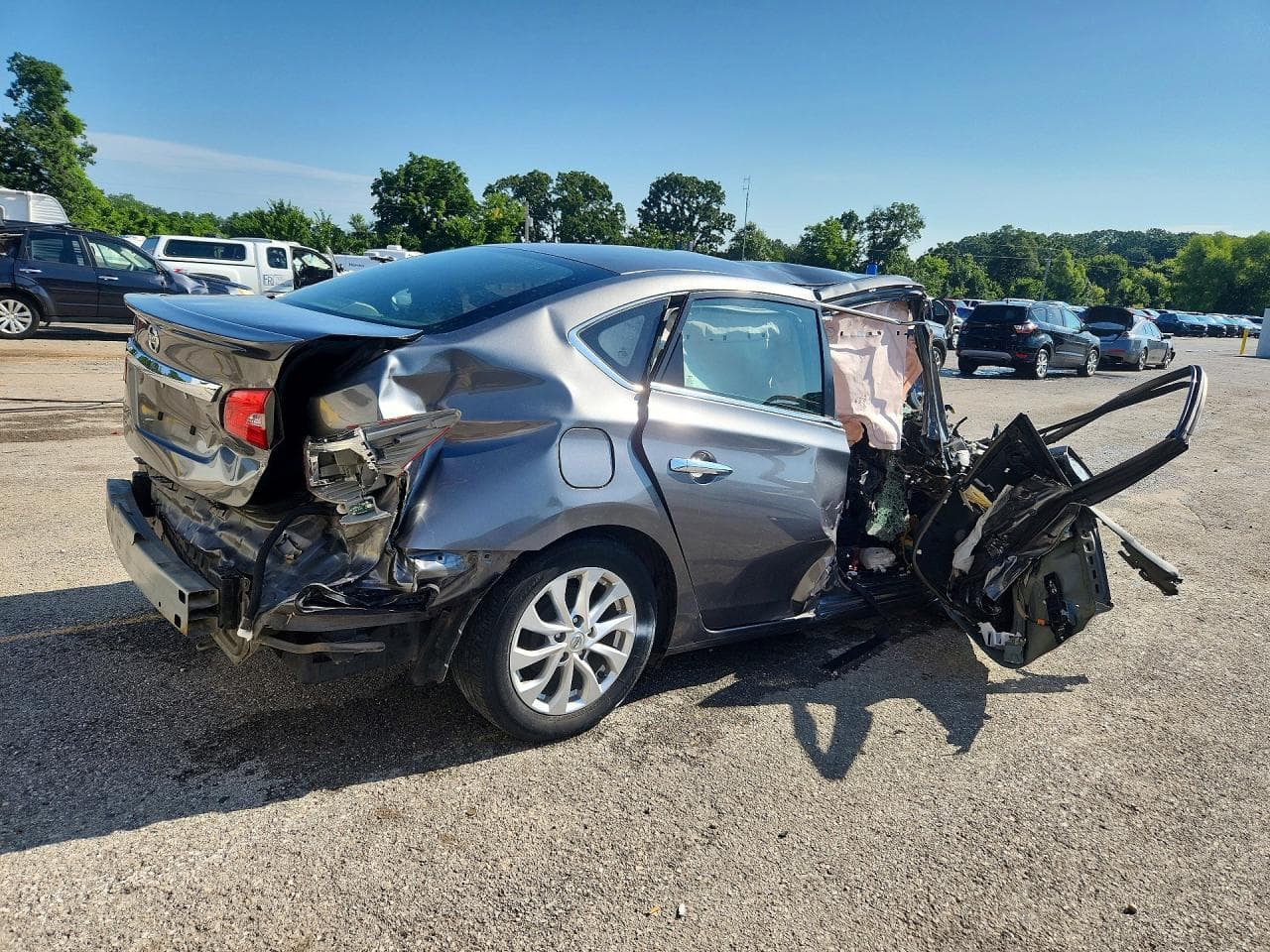2019 Nissan Sentra S - foto 3