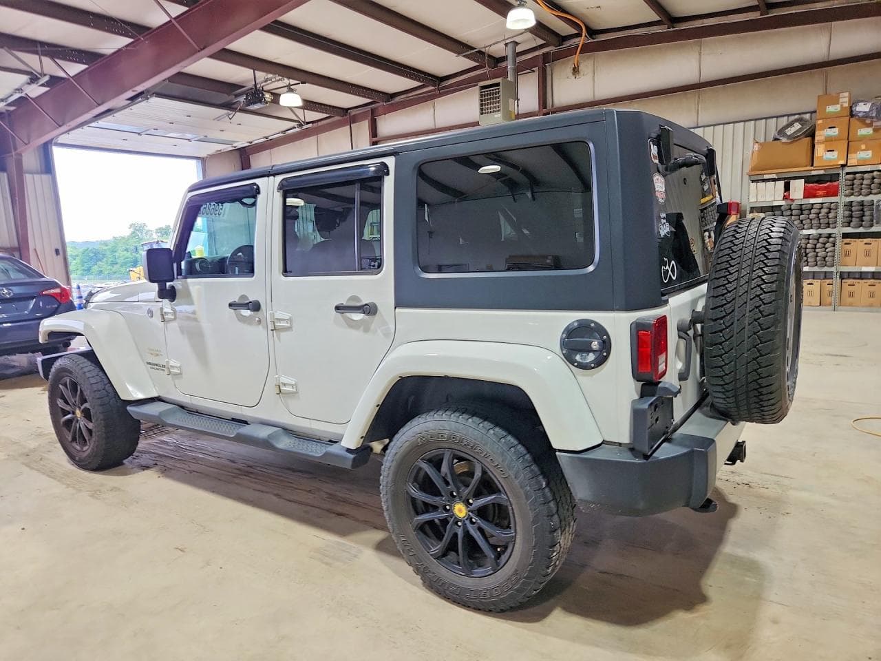 2013 Jeep Wrangler Unlimited Sahara - foto 2