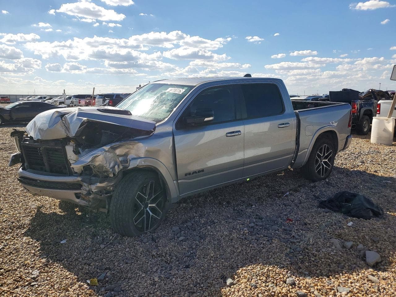 RAM 1500 2022 z USA