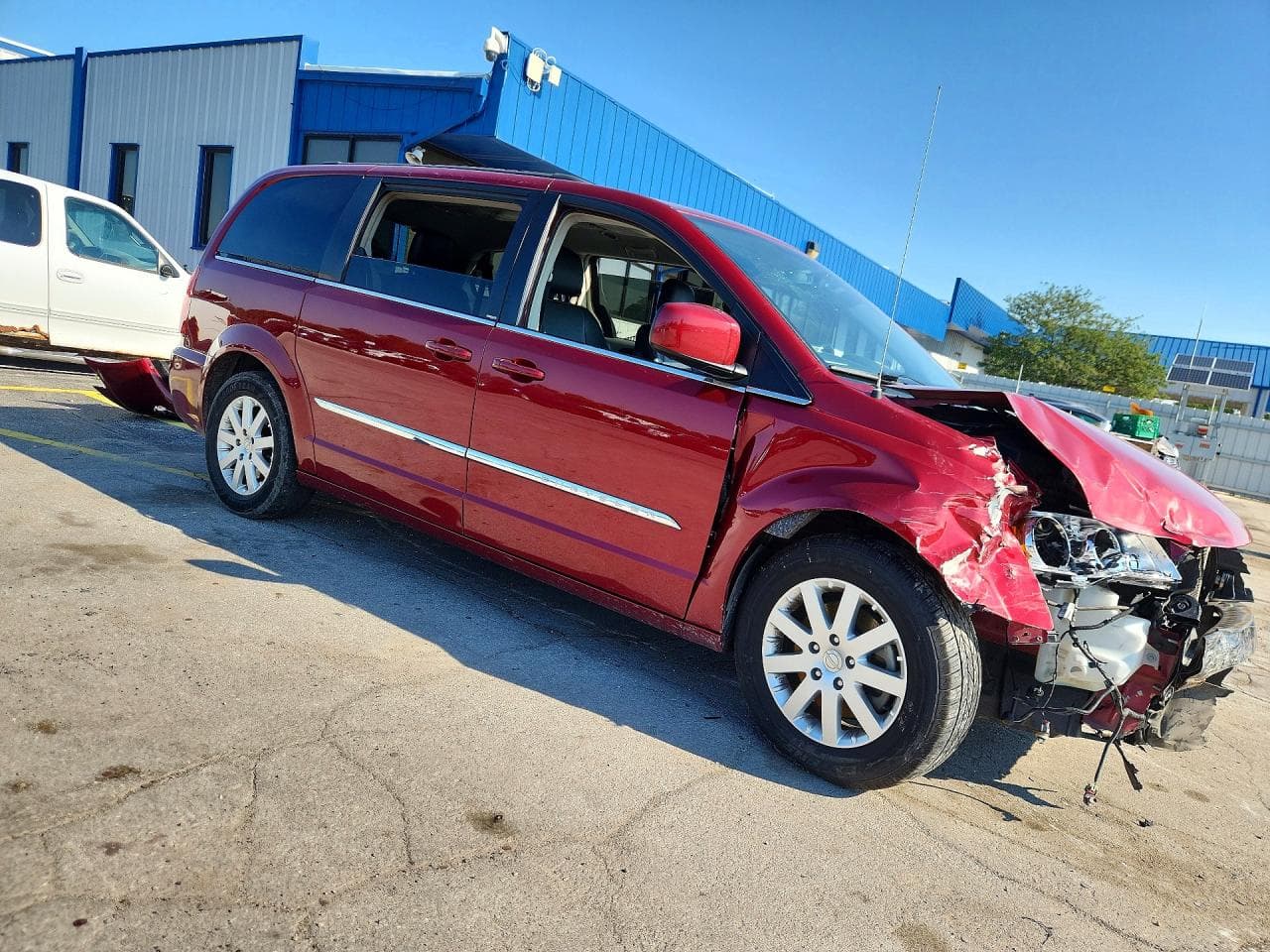 2014 Chrysler Town & Country Touring - foto 4