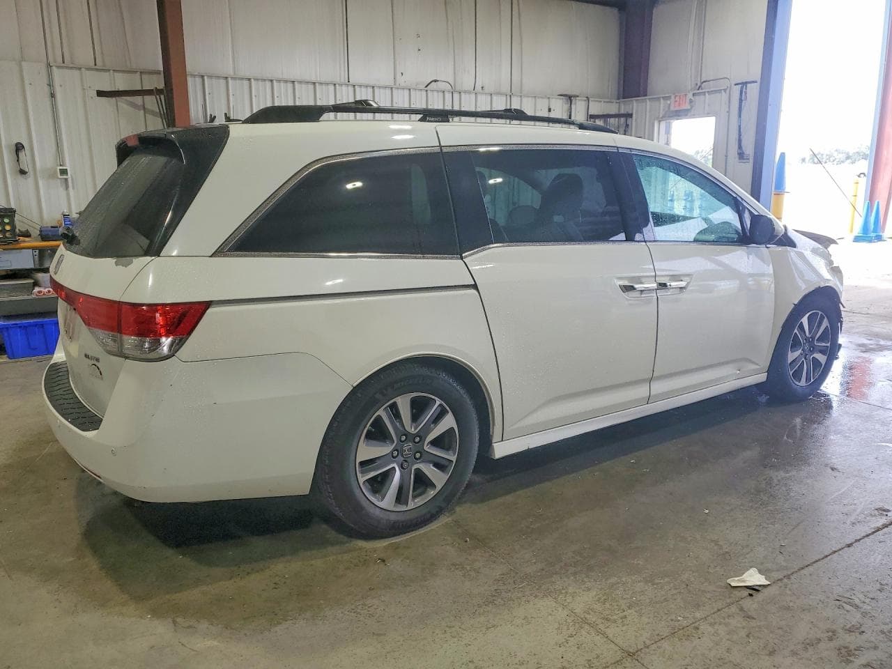 2015 Honda Odyssey Touring - foto 3