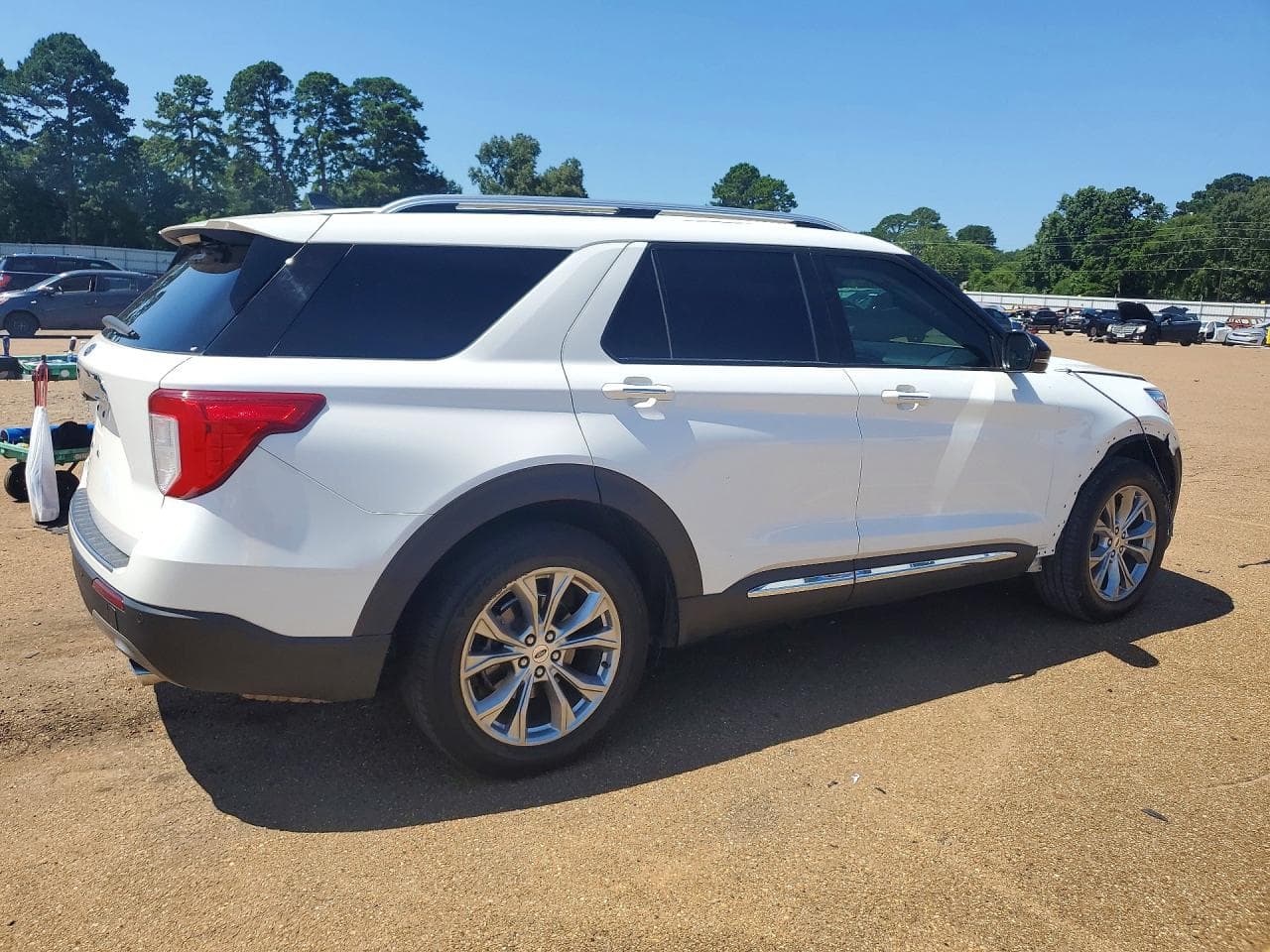 2022 Ford Explorer Limited - foto 3