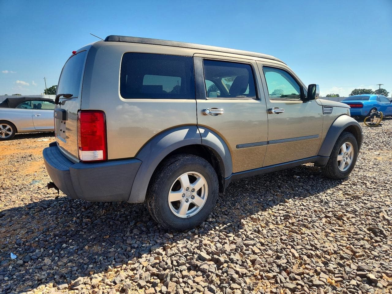 2007 Dodge Nitro Sxt - foto 3