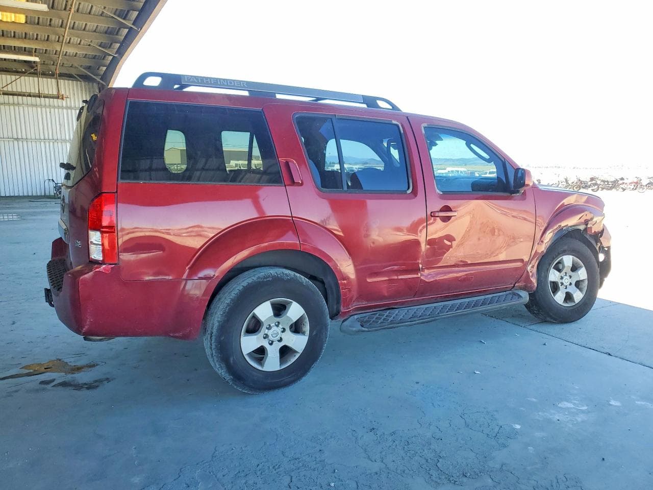 2005 Nissan Pathfinder Xe - foto 3