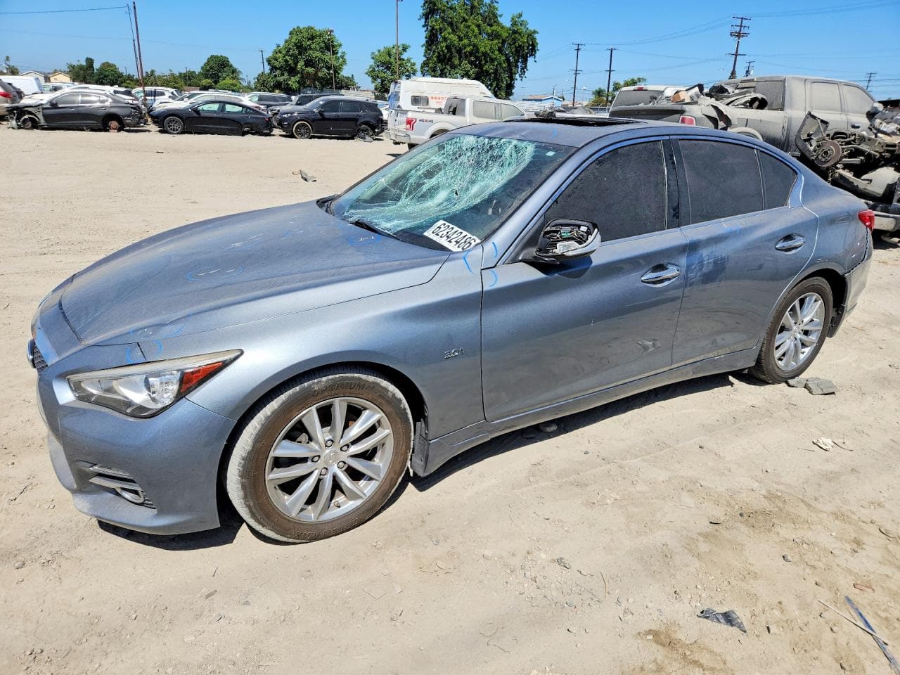 Infiniti Q50 2016 z USA