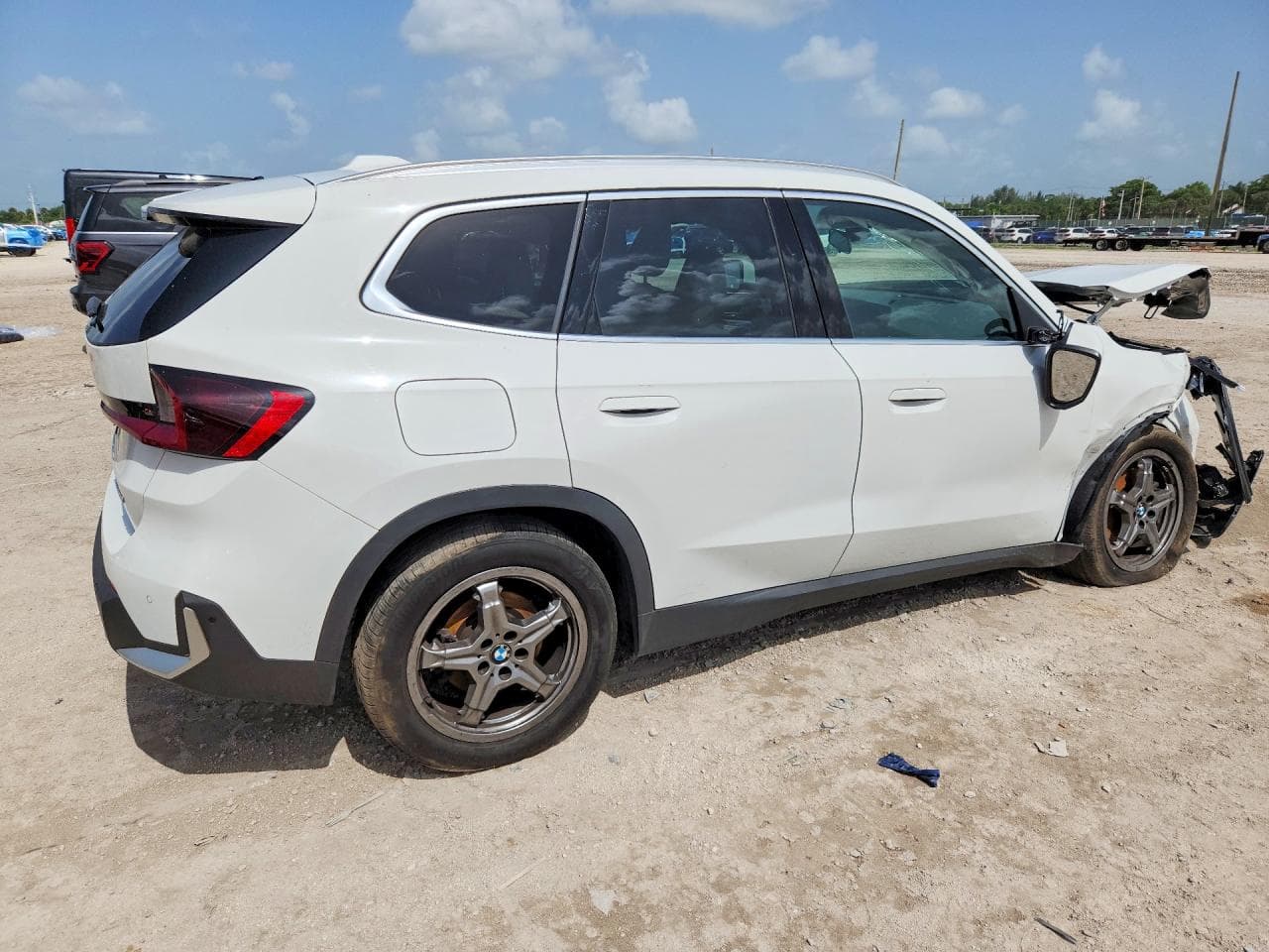 2023 BMW X1 xDrive28I - foto 3