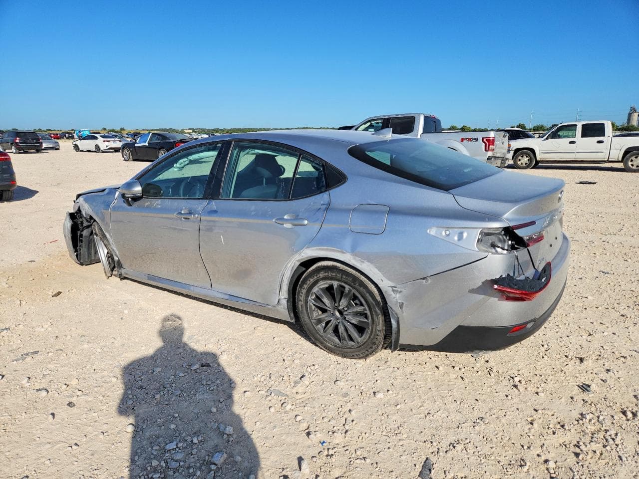 2026 Toyota Camry Le - foto 2