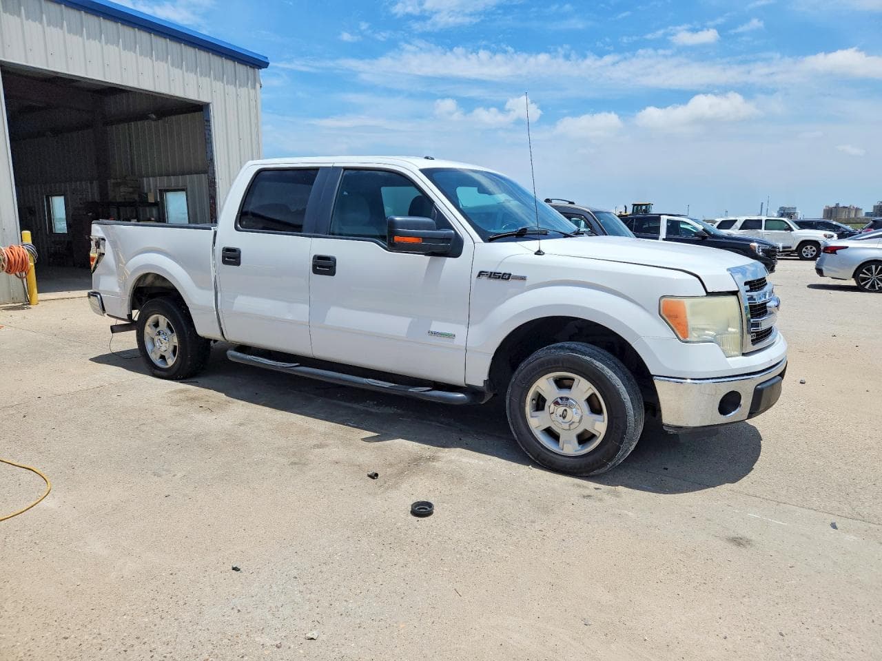 2014 Ford F150 Supercrew - foto 4