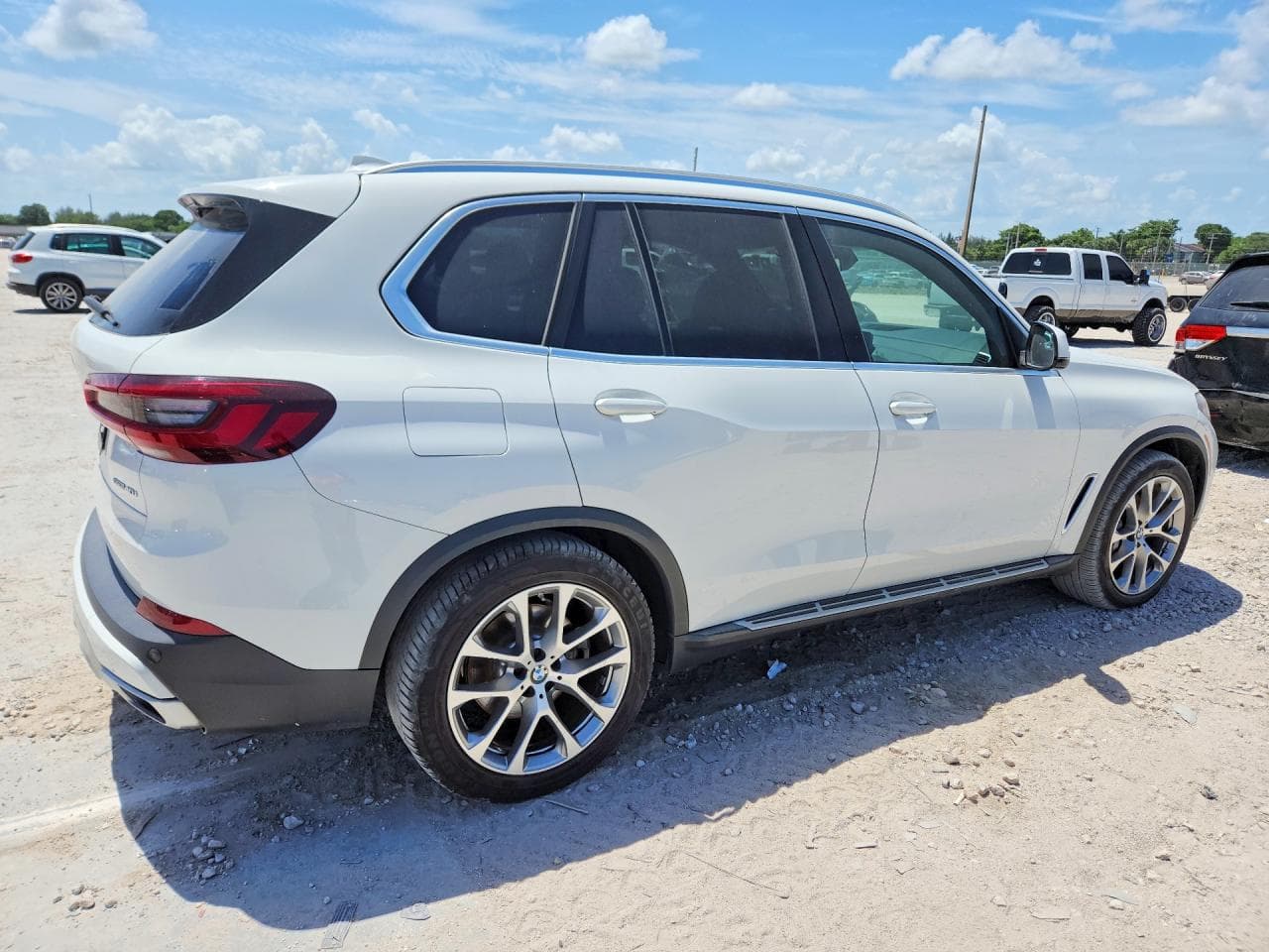 2022 BMW X5 Sdrive 40I - foto 3