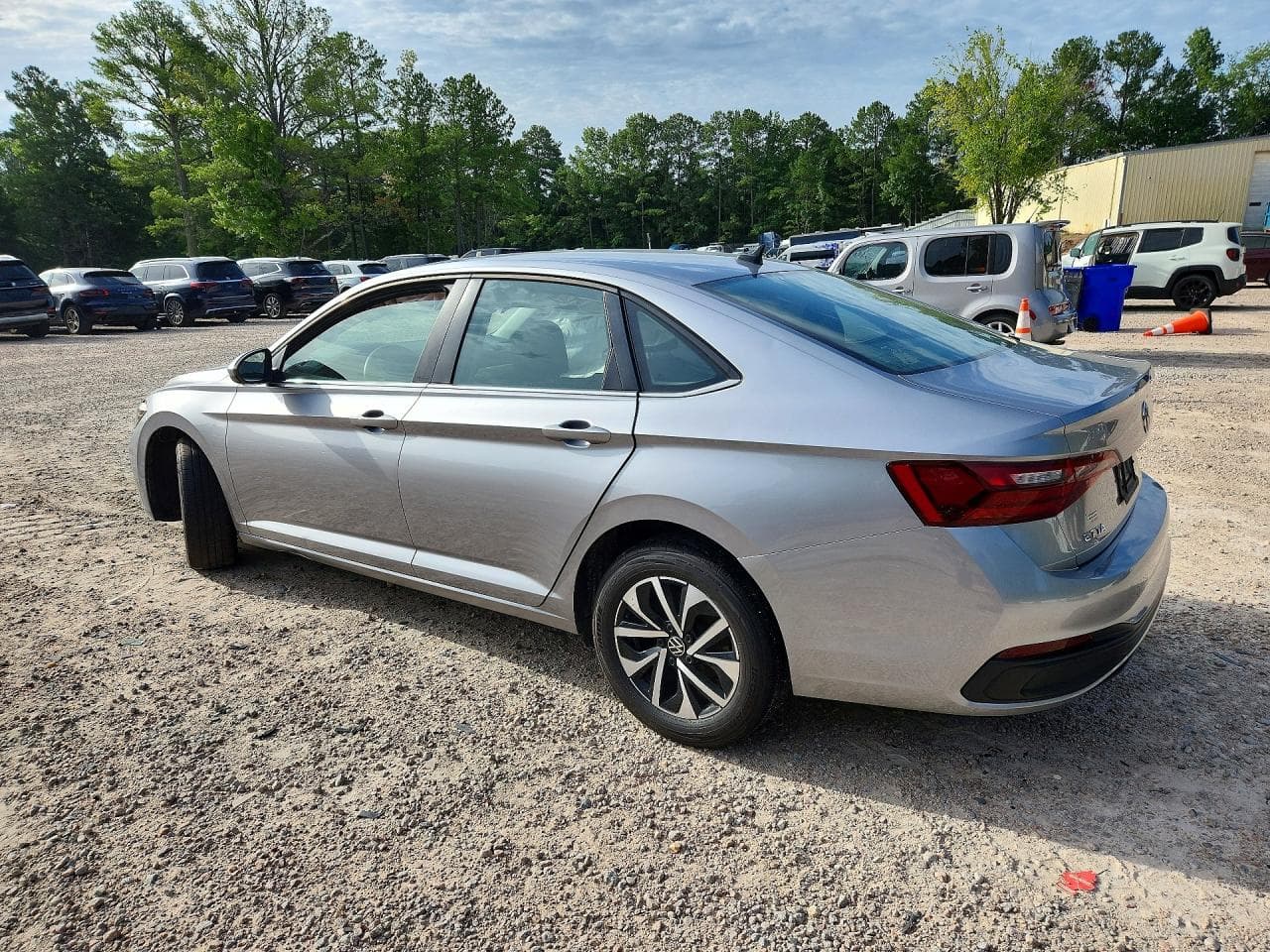 2024 Volkswagen Jetta S - foto 2