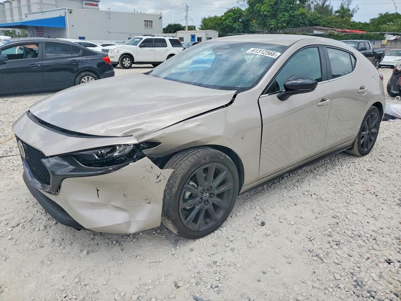Mazda 3 2025 z USA