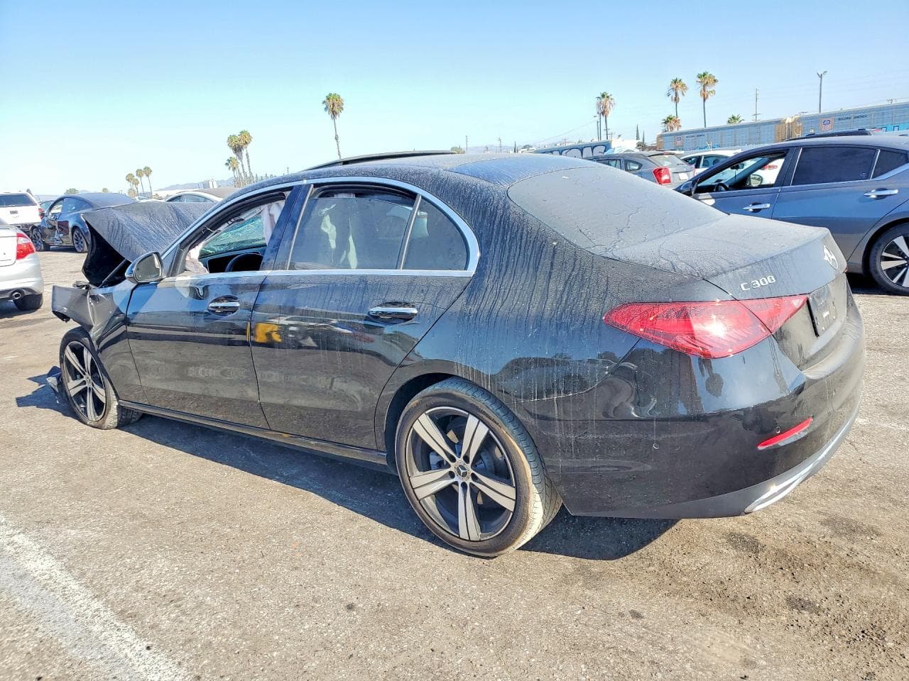 2023 Mercedes-Benz C 300 - foto 2