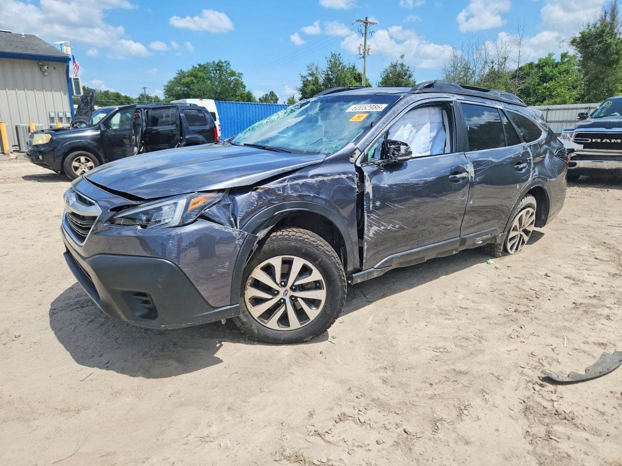 2022 Subaru Outback Premium