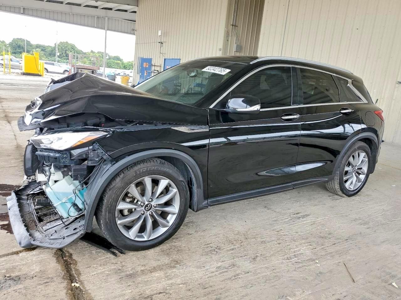 Infiniti QX50 2021 z USA