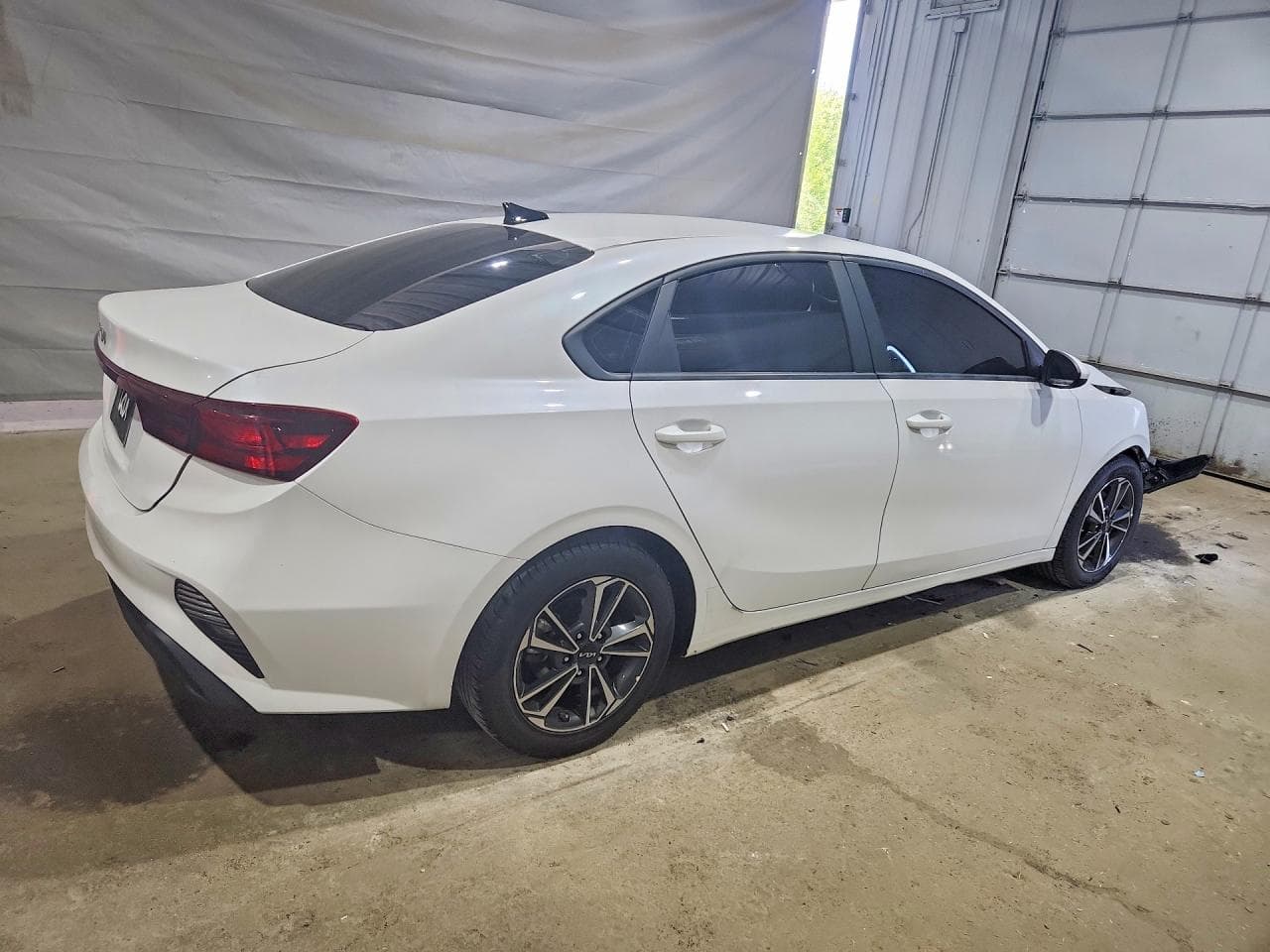 2023 Kia Forte Lxs - foto 3