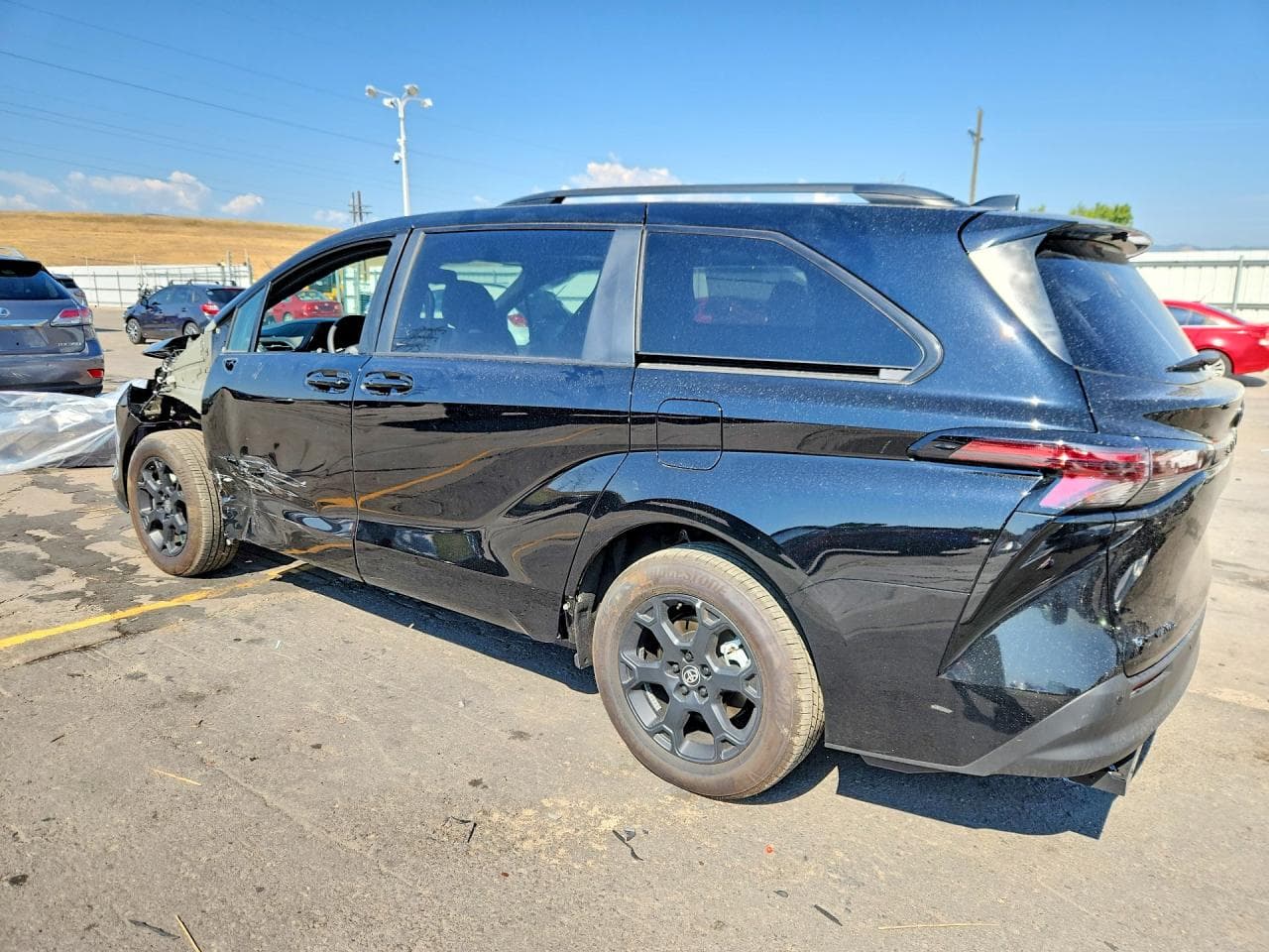 2026 Toyota Sienna Woodland Edition - foto 2