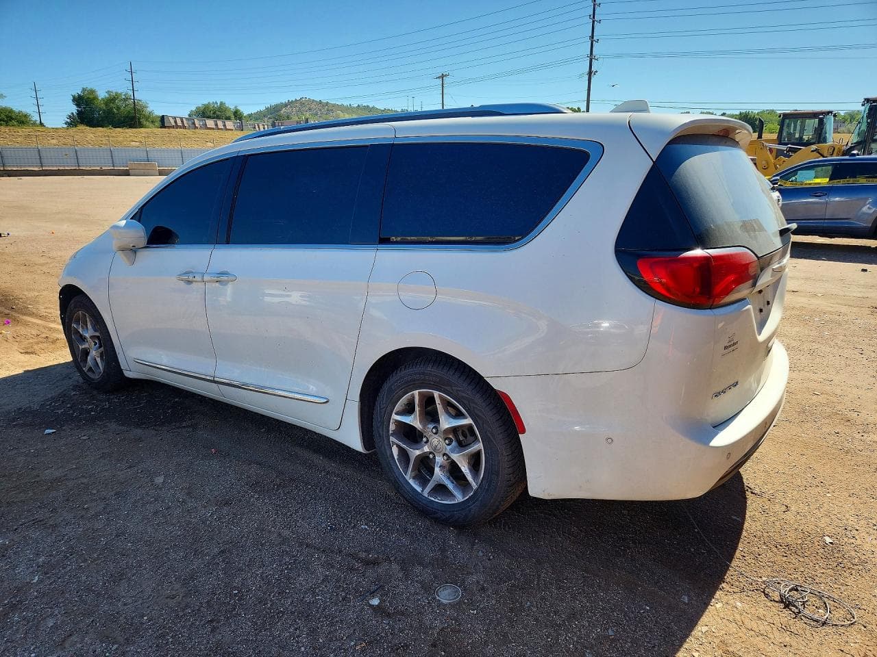 2017 Chrysler Pacifica Touring L Plus - foto 2