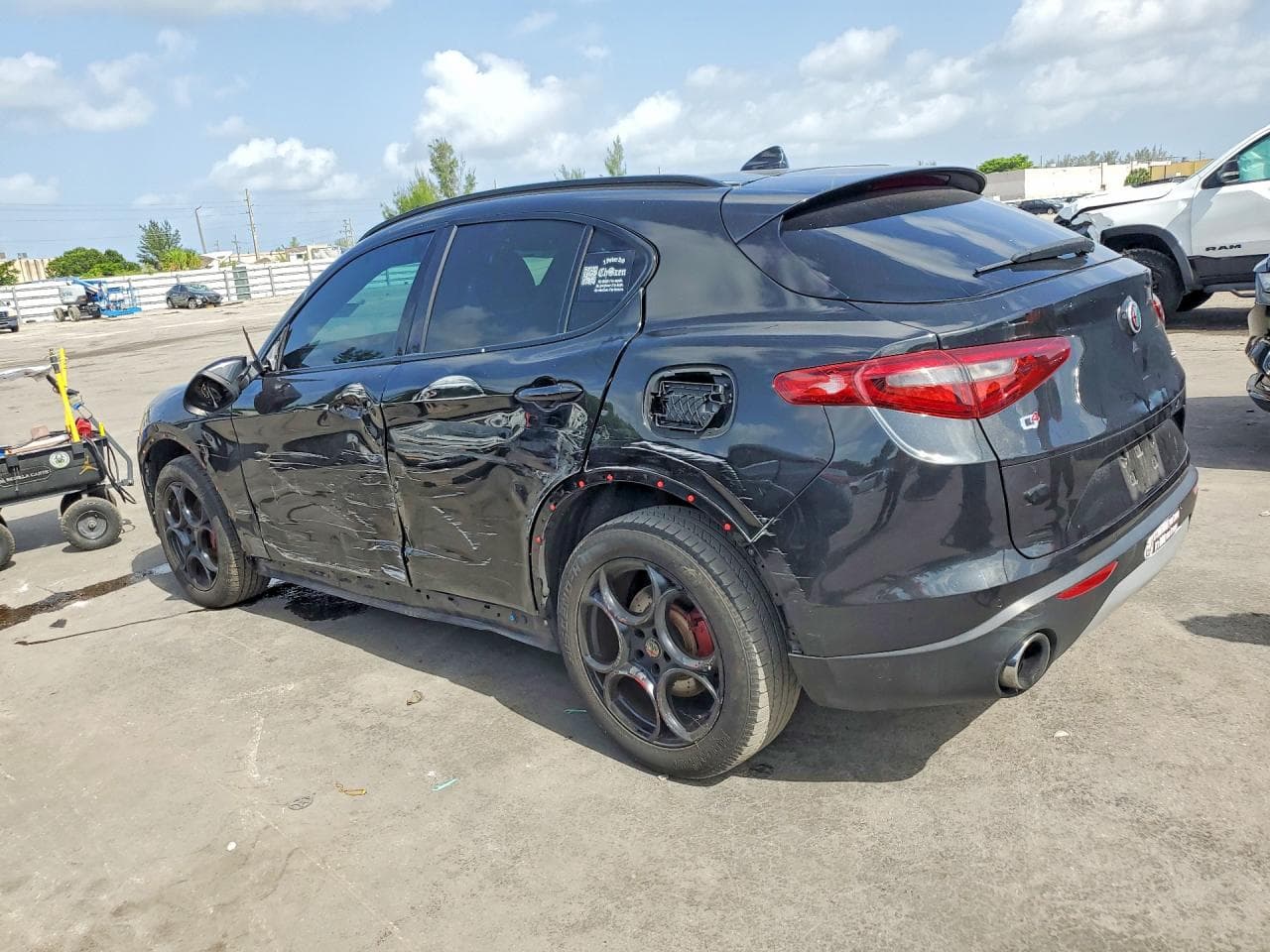 2021 Alfa Romeo Stelvio Ti Sport - foto 2