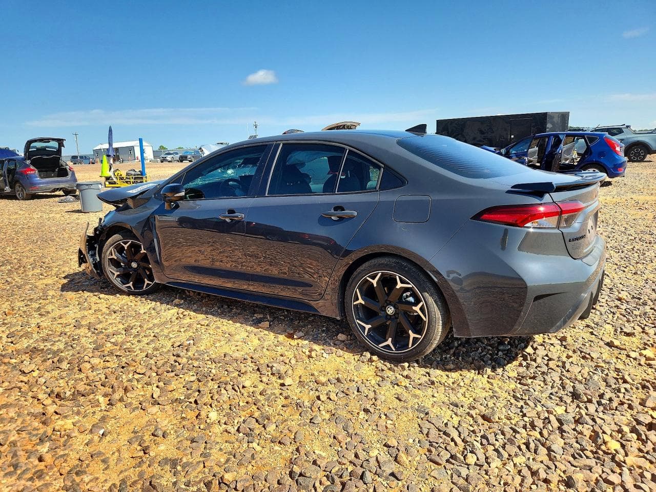 2025 Toyota Corolla Fx - foto 2