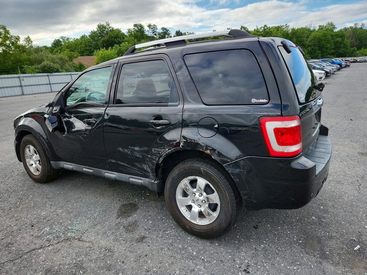 2011 Ford Escape Limited - foto 2