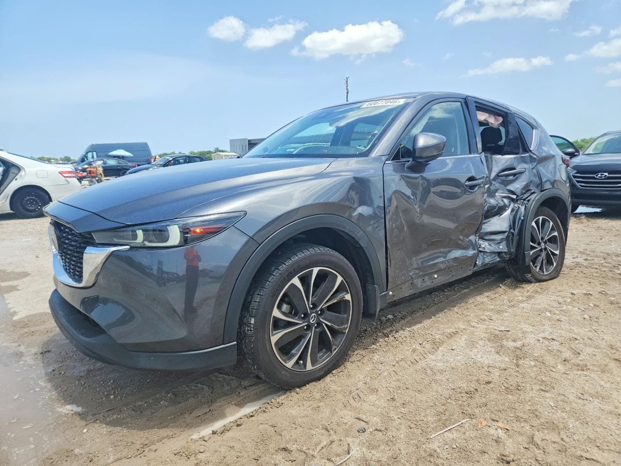 Mazda CX-5 2023 z USA
