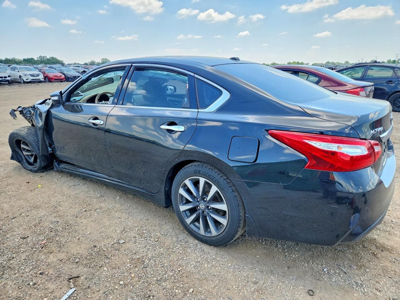 2017 Nissan Altima 2.5 Sv - foto 2