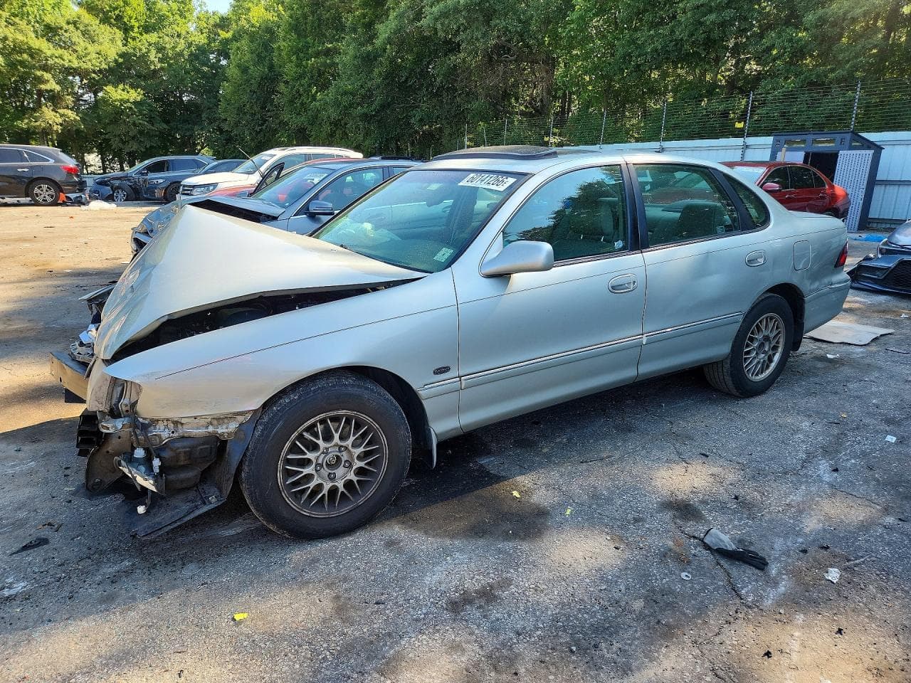 1999 Toyota Avalon Xls