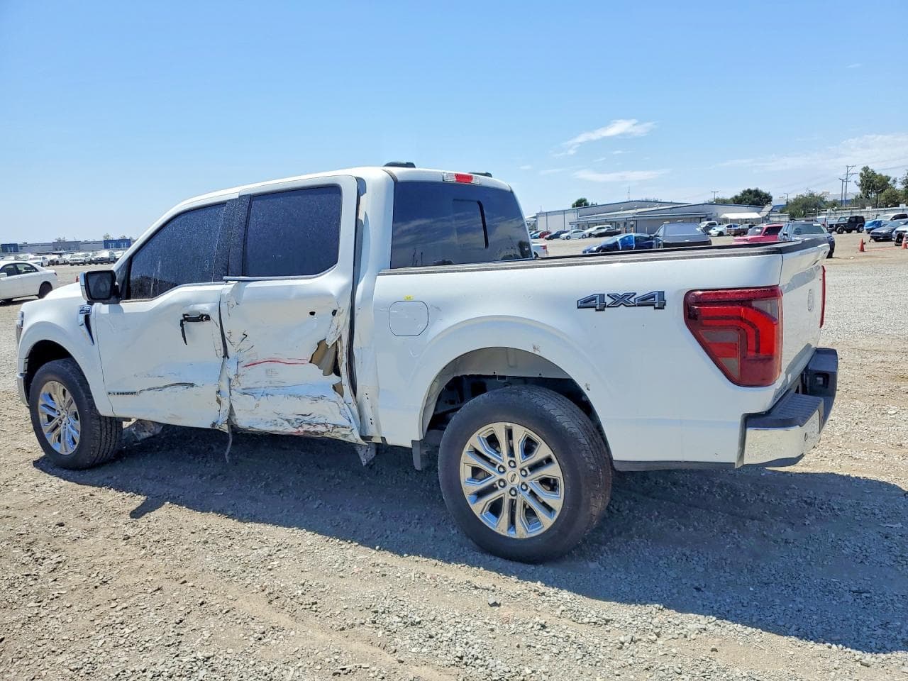 2025 Ford F150 Lariat - foto 2