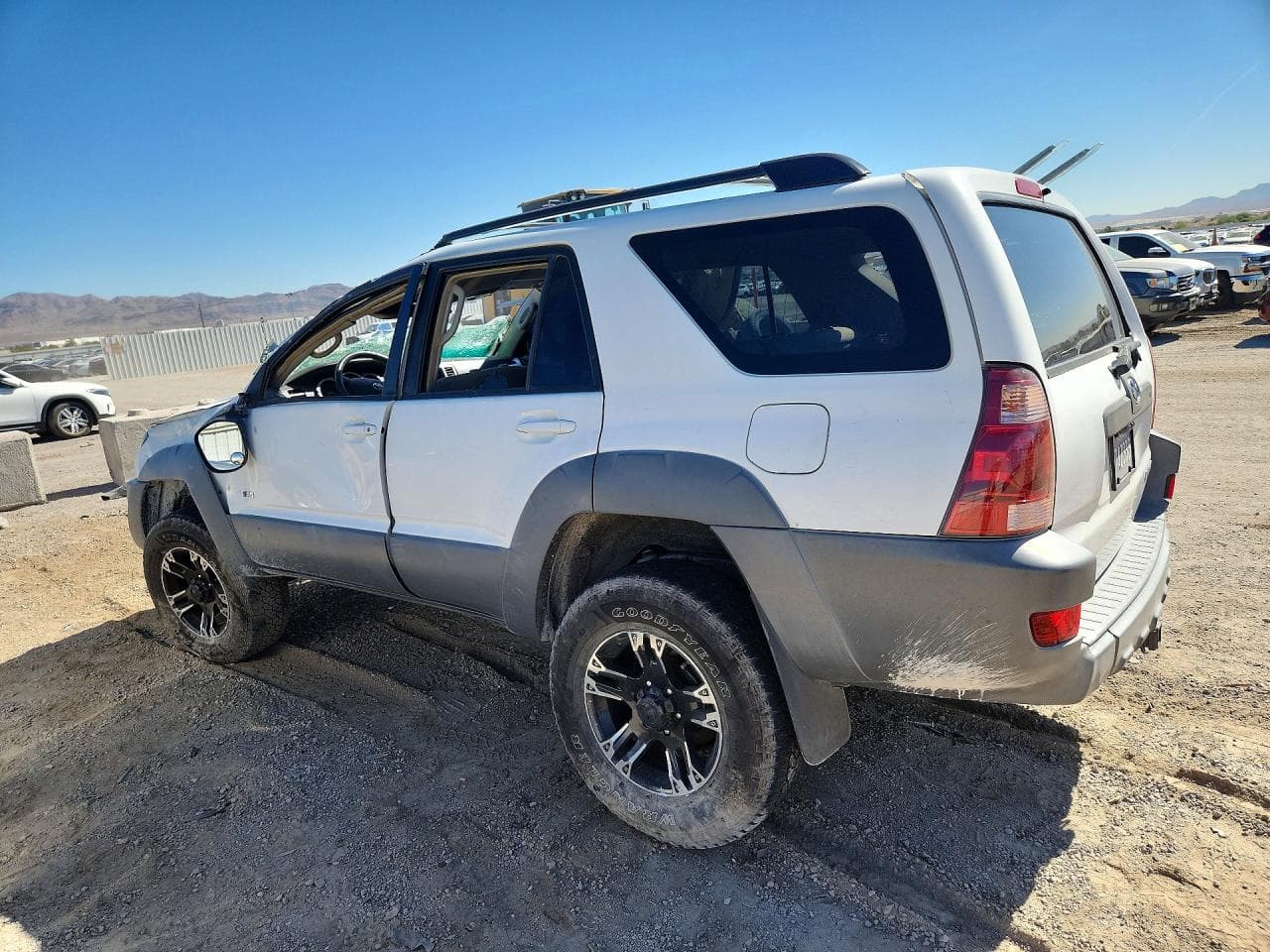 2003 Toyota 4Runner Sr5 - foto 2