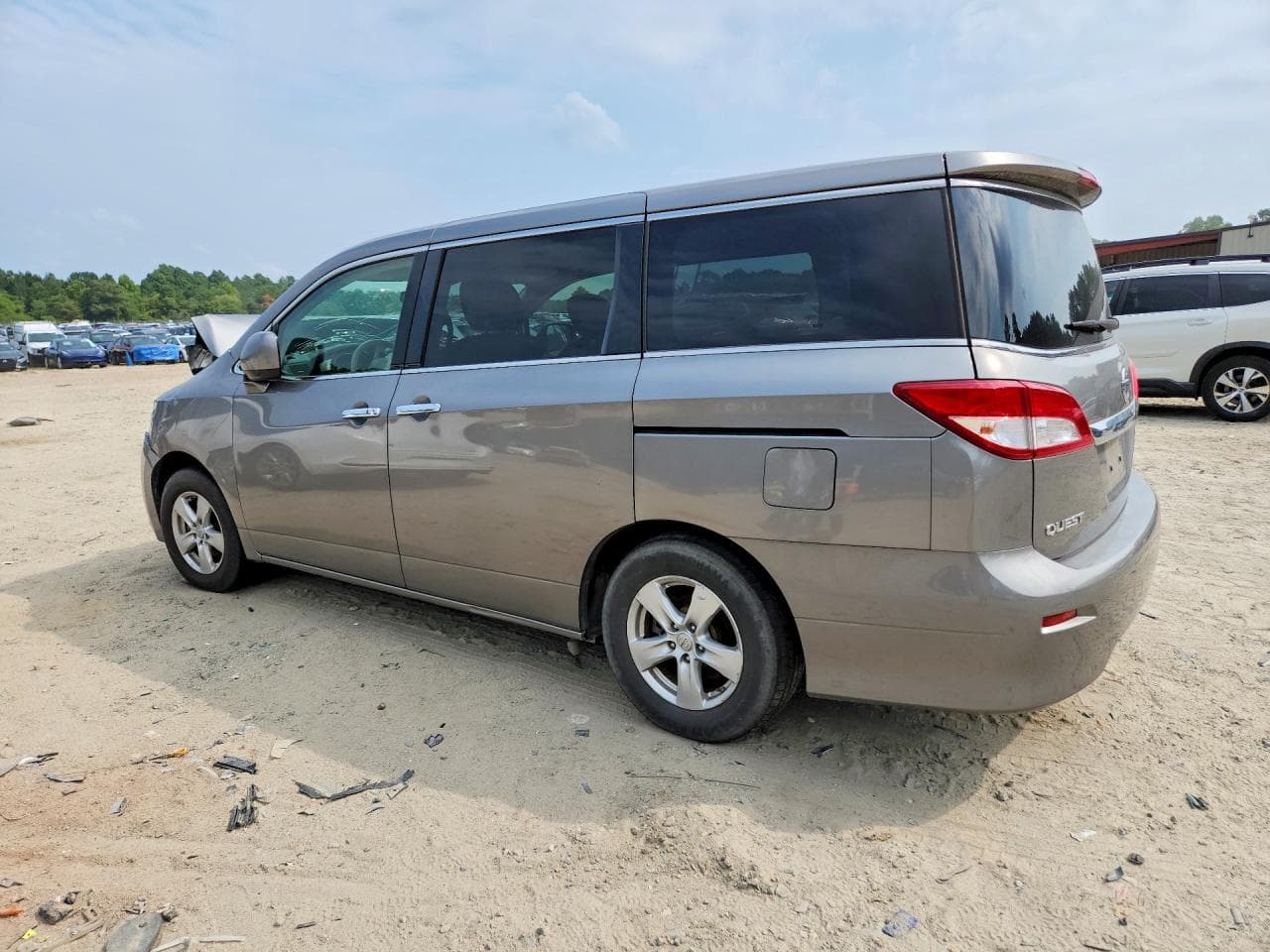 2012 Nissan Quest 3.5 S - foto 2