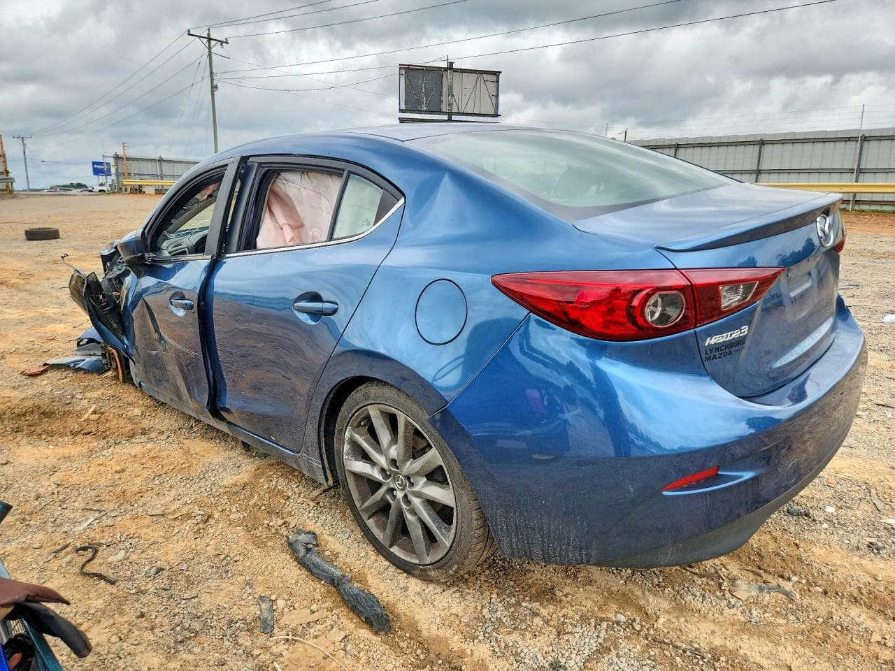 2018 Mazda 3 Touring - foto 2