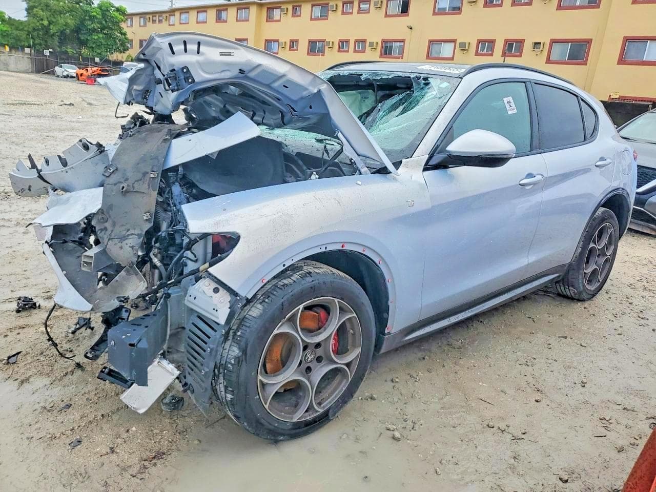 Alfa Romeo Stelvio 2022 z USA