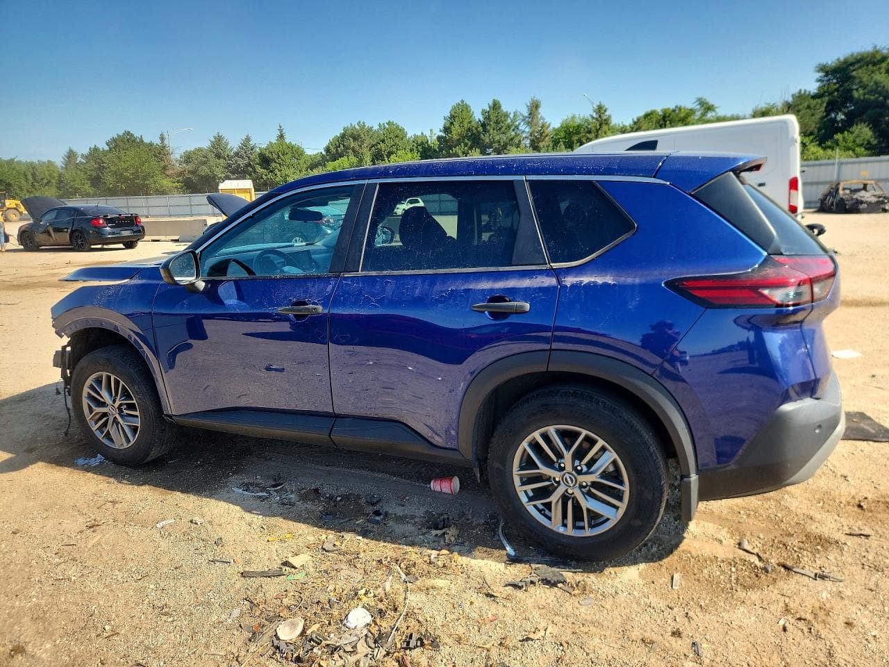 2023 Nissan Rogue S - foto 2