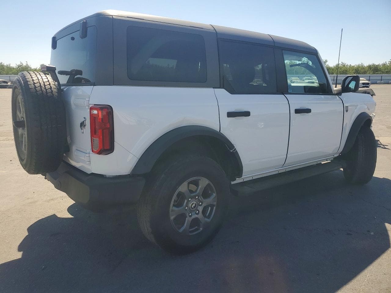 2023 Ford Bronco Base - foto 3