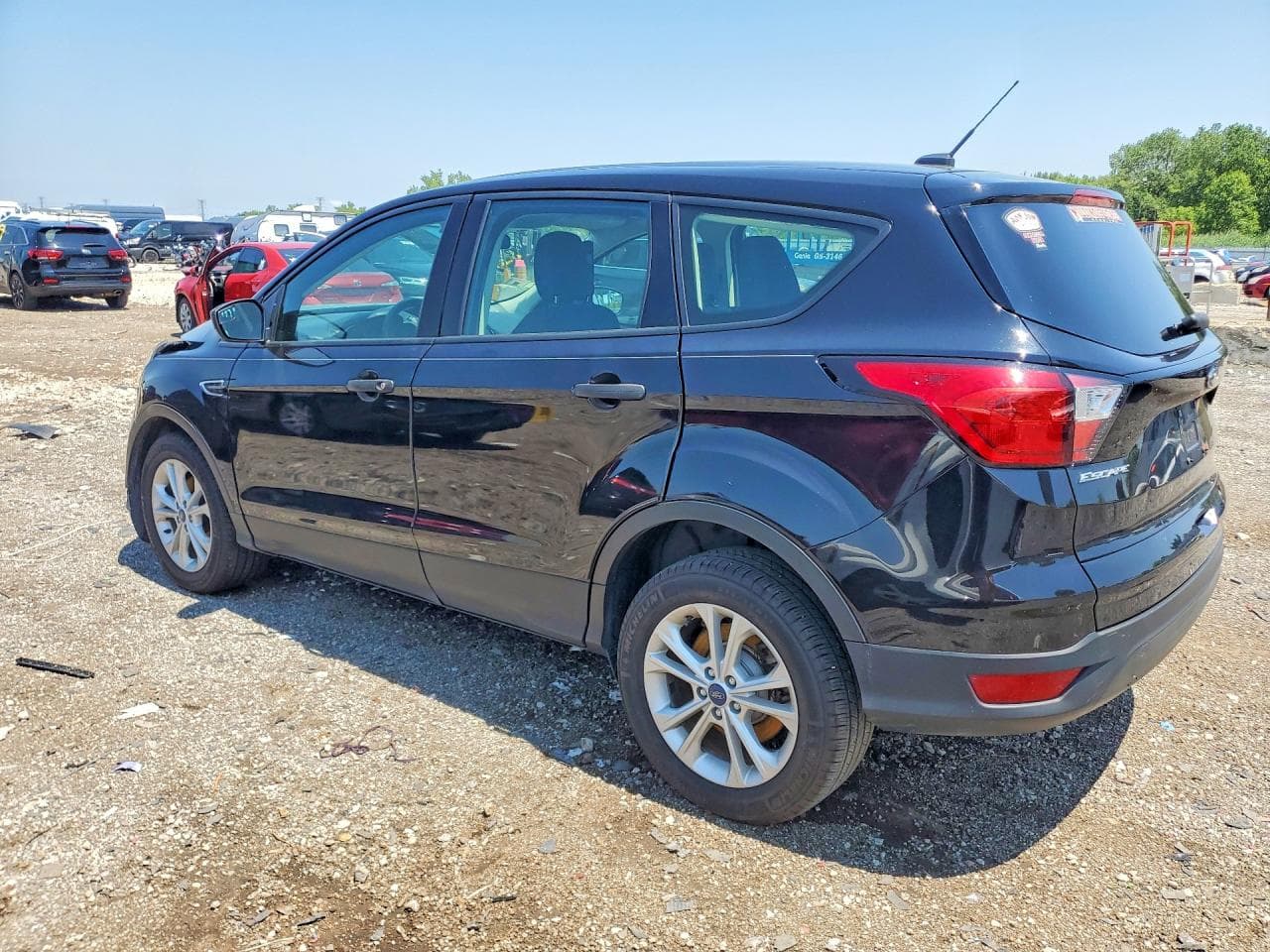 2019 Ford Escape S - foto 2
