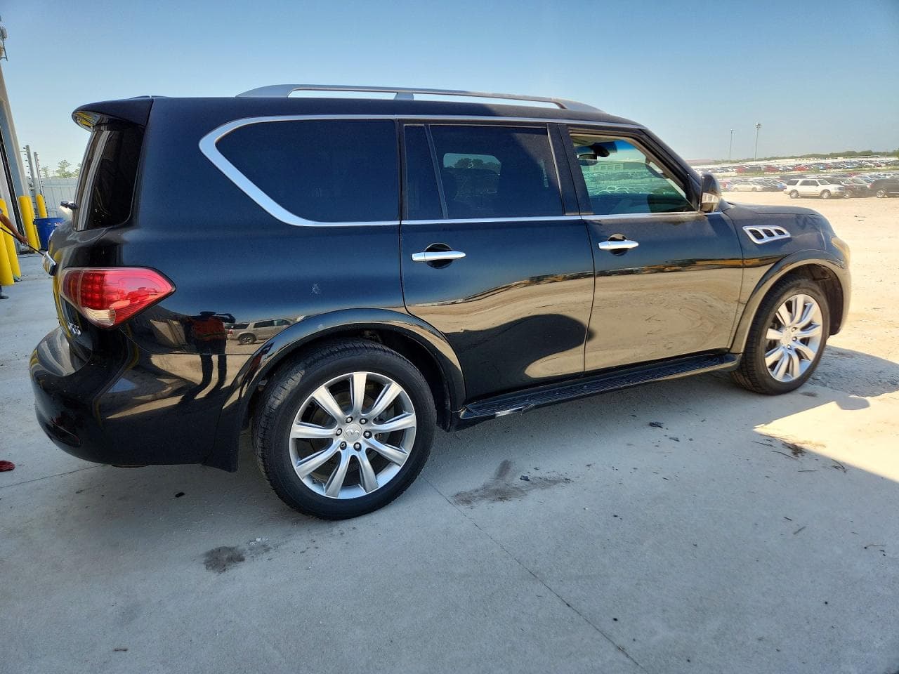 2011 Infiniti Qx56 Base - foto 3