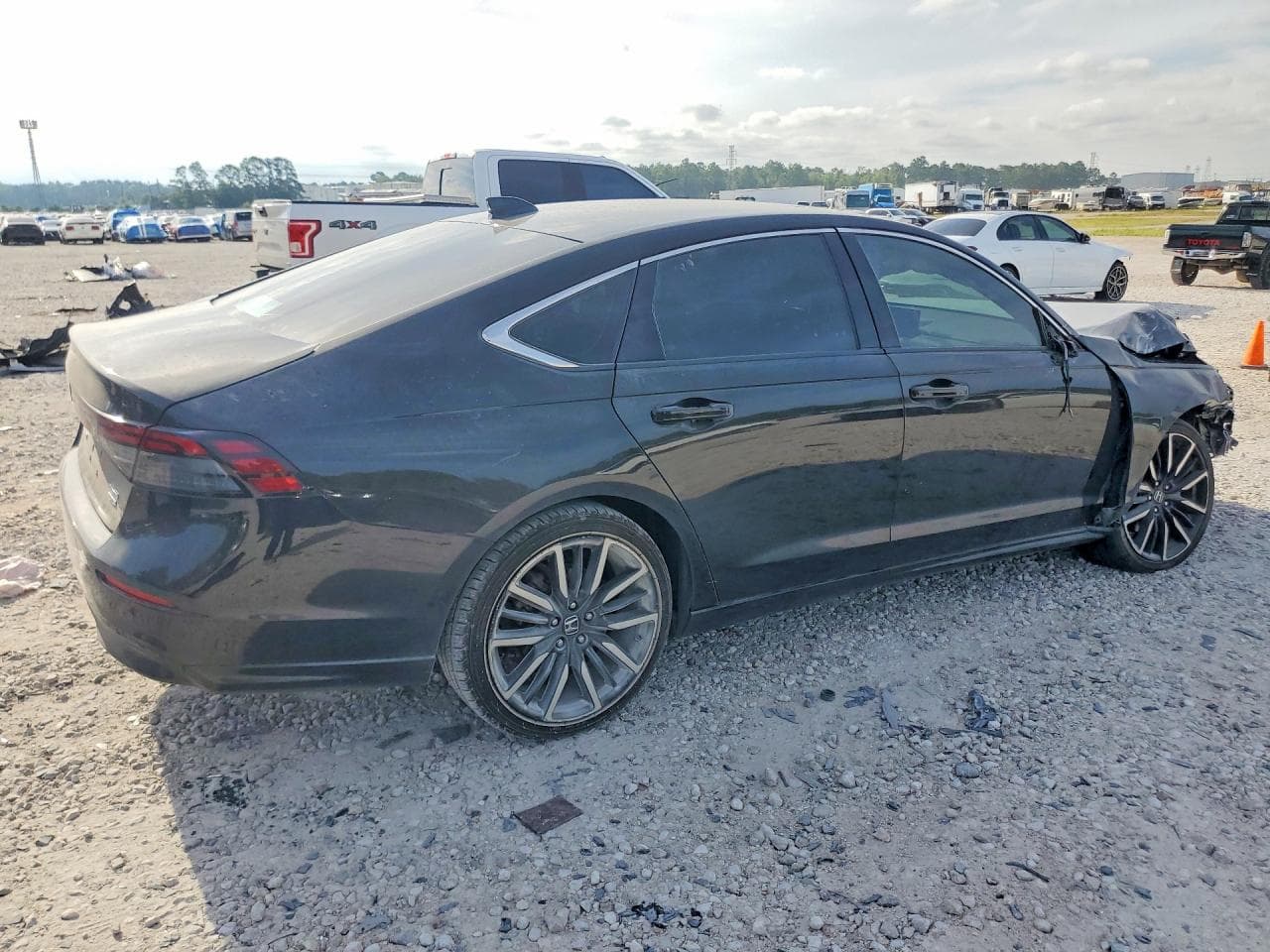 2023 Honda Accord Touring Hybrid - foto 3