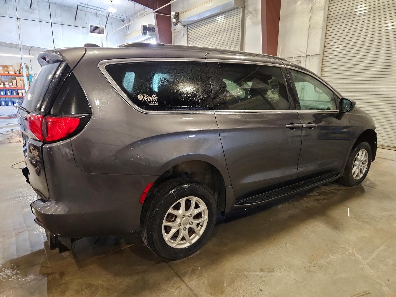 2020 Chrysler Voyager Lxi - foto 3