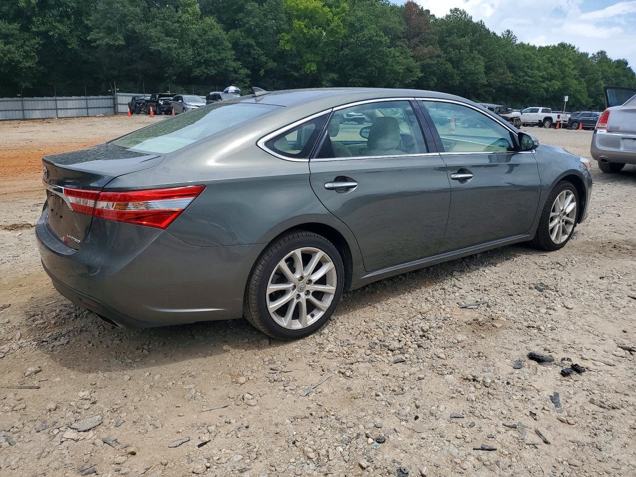 2013 Toyota Avalon Limited - foto 3