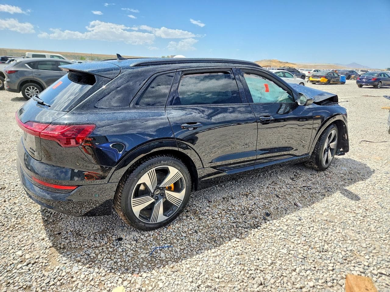2022 Audi E-Tron Premium Plus - foto 3