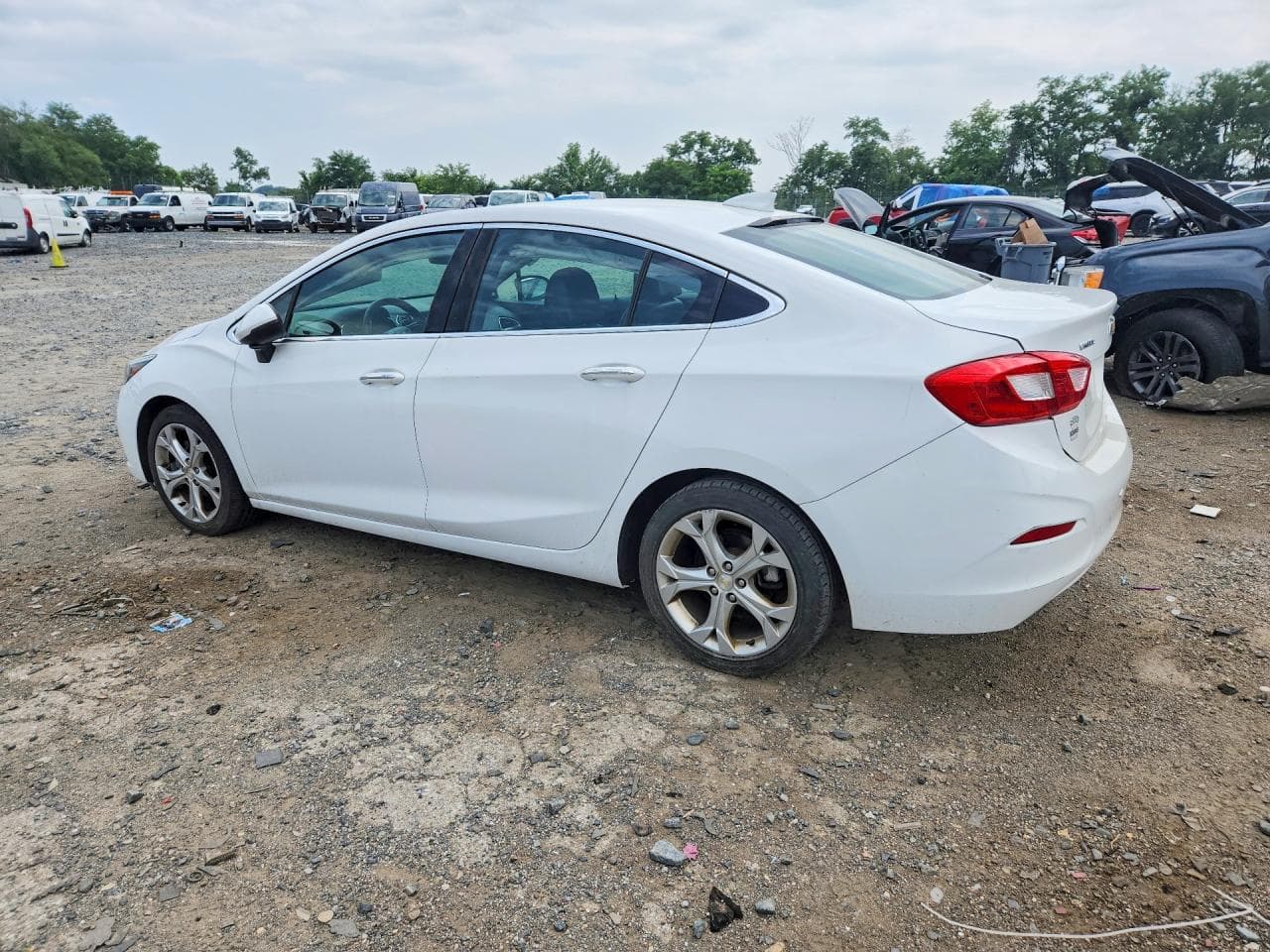 2017 Chevrolet Cruze Premier - foto 2