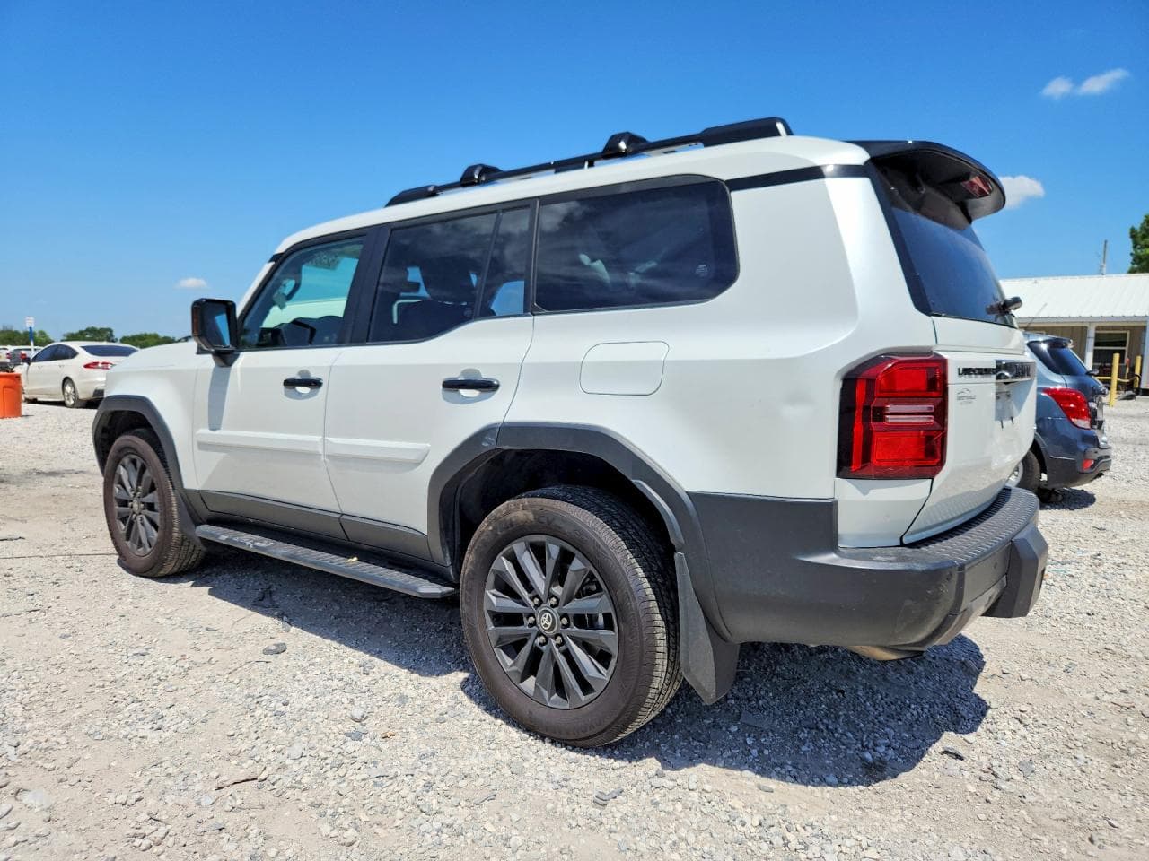2025 Toyota Land Cruiser Base - foto 2