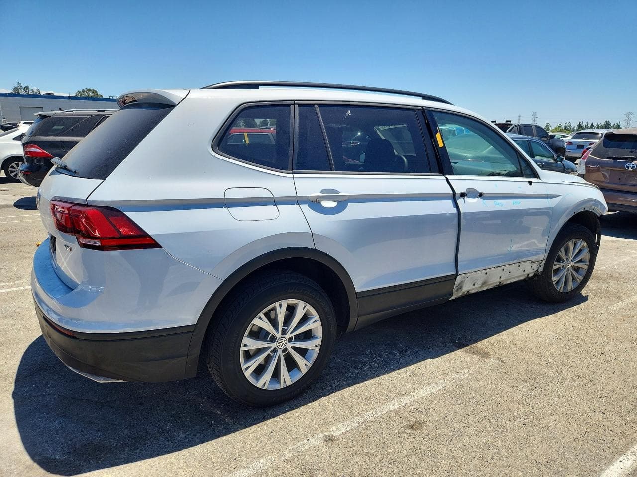 2018 Volkswagen Tiguan S - foto 3